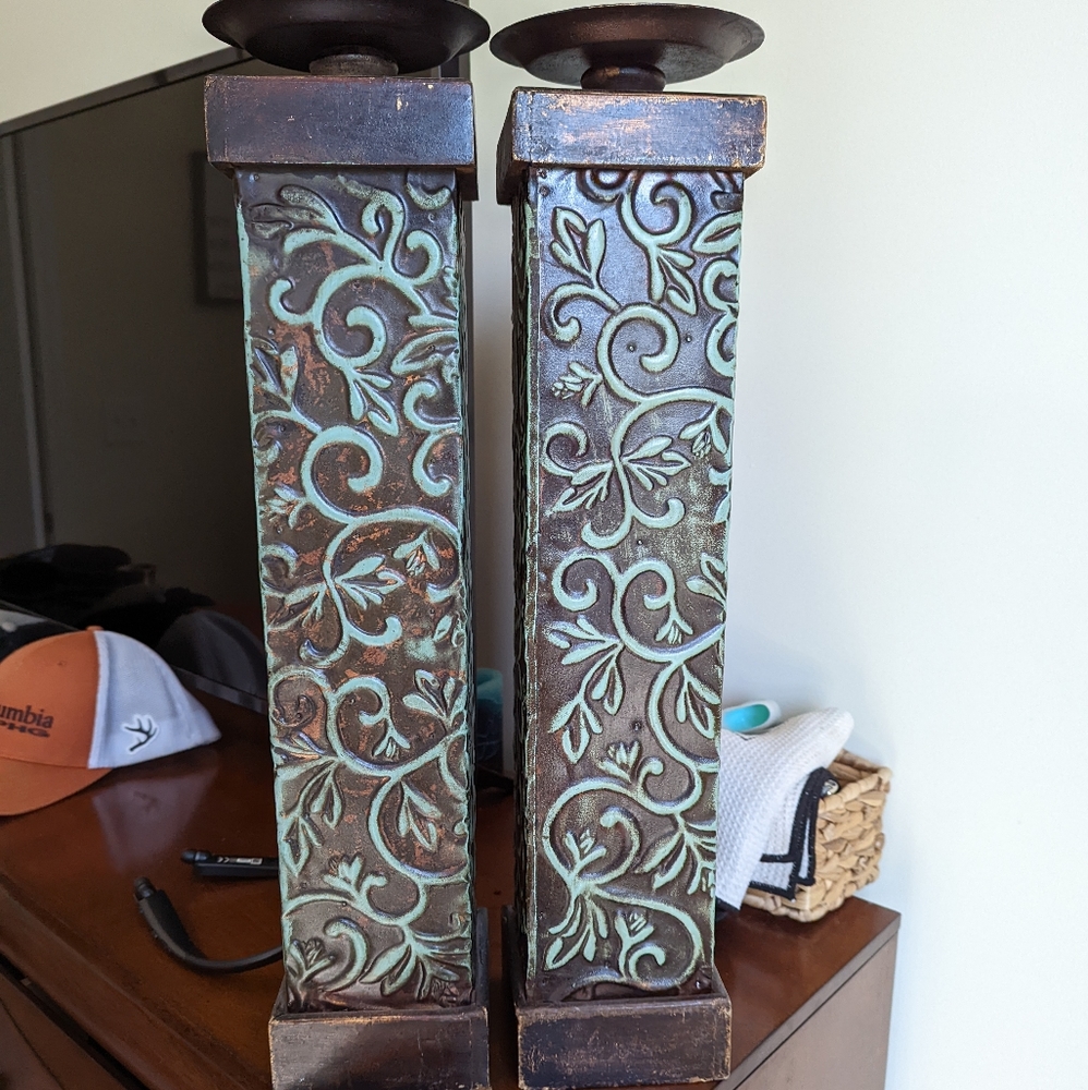 Candle holder
